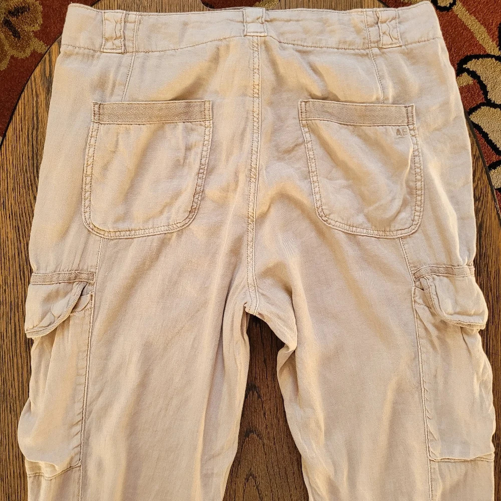 American Eagle Tan Linen Blend Cargo Elastic Cuff Joggers Size Women 16 - Picture 6 of 13